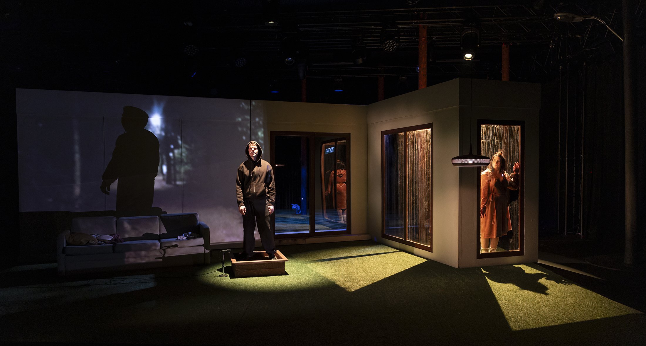 jyväskylän_kaupunginteatteri_kato_mua_kun_mä_puhun_sulle_5